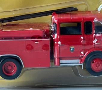 Berliet GAK 17 French Fire Truck/Lorry Model Diecast Hachette 1:43 Scale