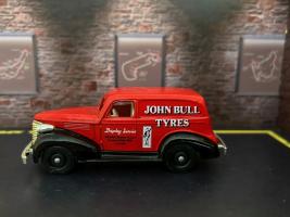 Chevey 1939 John Bull Tyres British Vintage Car Model Diecast