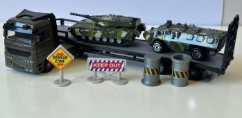 Military Truck/Lorry Transporter with 2 Tanks Model Diecast Toy 1:60-1:87 Scale