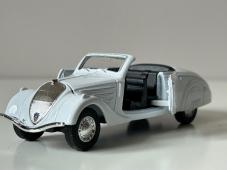 1938 Peugeot 402 Legendary French Car Model Diecast Toy 1:34-1:39 Scale Welly