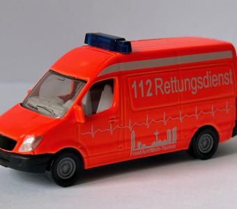 Car Rescue Service 112 Rettungsdienst Model Toy Red Diecast 1:87 Scale Siku 0805