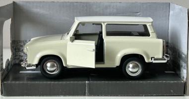Trabant 601 Combi East Germany Car Model Diecast Toy Grey 1:32 Scale Pull Back