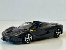 Ferrari LaFerrari Aperta Rally Race Car Model Diecast Toy 1:43 Bburago