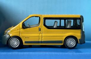 Renault Traveler French Car Bus Model Diecast 1:72 Scale Cararama