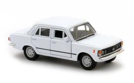 Fiat 125p Legendary Polish/Italian Car Model White Diecast 1:43 Welly