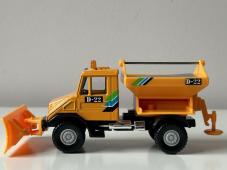 Mercedes-Benz Unimog Snowplow Vehicle Car Model Diecast Toy Welly
