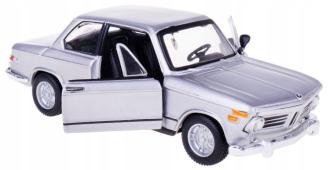 BMW 2002tii 1972 Germany Classic Car Model Toy Diecast Silver 1:32 Scale Bburago