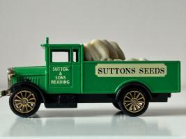 Morris Truck Suttons Seed British Car Model Diecast 1:60-1:72 Scale Corgi No Box