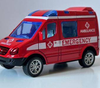 Ambulance Emergency Car Van Model Red Diecast Toy 1:50-1:60 Scale