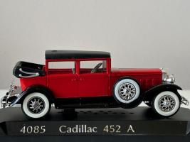 Cadillac 452 A American Legendary Classic Car Model Diecast 1:43 Scale Solido