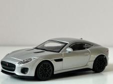 Jaguar F-Type Dynamic British Car Model Diecast 1:43 Scale Bburago