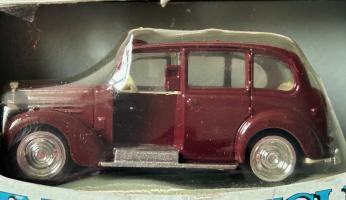 1958 London Taxi Popular British Car Model Diecast 1:43 Scale ERTL