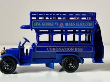 Queen Mother Coronation Bus British Model Diecast Car Oxford 1:72 Scale