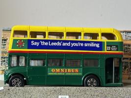 Omnibus Bank Piccadilly Chelsea British Bus Model Diecast 1:72 Scale Corgi