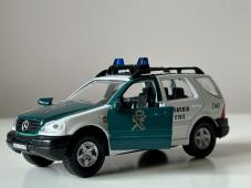 Mercedes ML320 Guardia Civil Police Spanish Car Model Toy Diecast Amercom 1:43