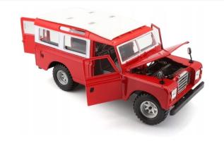 Land Rover Series II British Car Model Metal Diecast Toy Red 1:24 Scale Bburago