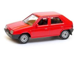 Skoda Favorit Czech Republic Car Model Red Diecast 1:60 Scale Welly