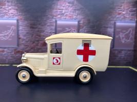 Chevrolet - Ambulance Red Cross American Classic Car Delivery Van Model Diecast