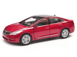Hyundai Azera Korean Family Car Model Toy Diecast Red 1:34-1:39 Scale Welly