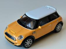 Mini Cooper S British Legendary Car Model Metal Diecast Toy Yellow 1:43 Welly