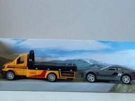 Truck Transporter Roadside Assistance + Grey Car Model Diecast Toy 1:50-1:60