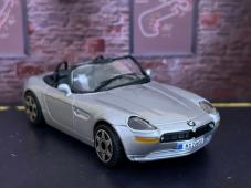 BMW Z8 Germany Sports Car Model Diecast Silver 1:43 Bburago