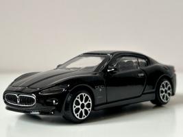 Maserati Gran Turismo Italian Sports Car Model Diecast Black 1:43 Scale Bburago