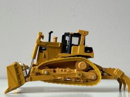 Track Type Tractor Bulldozer Construction Vehicle Model Diecast Amercom 1:64